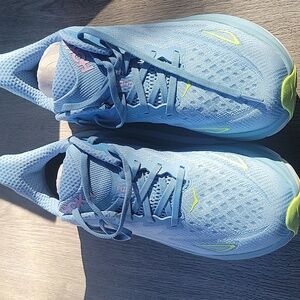 Hoka clifton9 sneakers